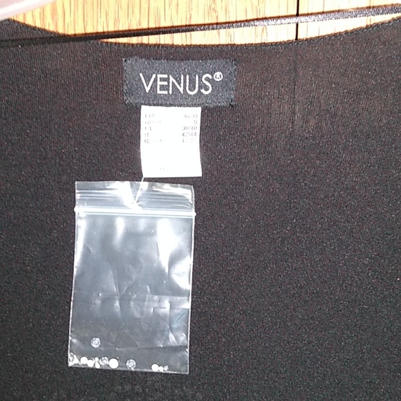Venus brand black topper with silver stud detail - Picture 5 of 9